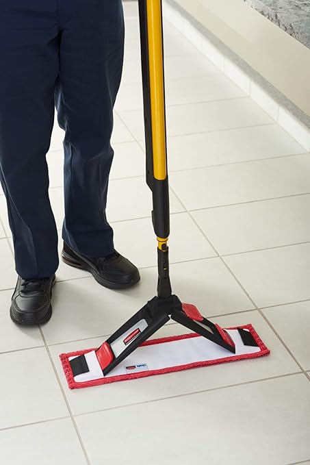 Rubbermaid Commercial Products 18 inch Adaptable Flat Mop Microfiber Pad, Red, for Janitorial/Professional Cleaners and Light-Duty Cleaning/Mopping with Tab/Pocket Functions