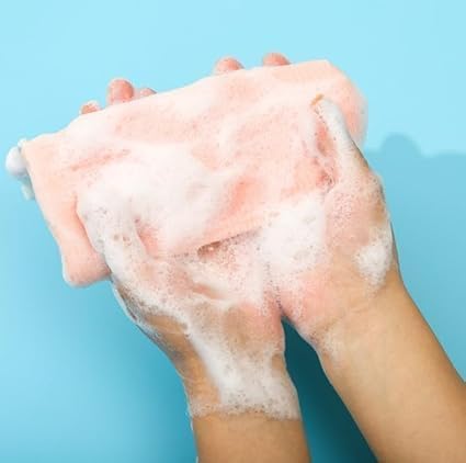 12Pcs Random Color Exfoliating Mesh Soap Pouch Bubble Foam Net Bag for Body Facial Cleaning Tool,for Shower Saver Pouch Drawstring Foaming Net Soap Bag Used Repeatedly Easy to Store Cleansers