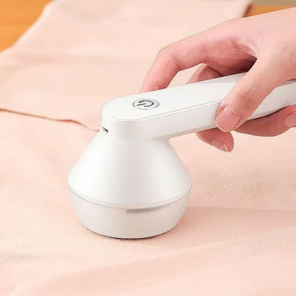 Sakerplus Electric Lint Remover Rechargeable,Cordless Fabric Shaver for Clothes, Sweaters, Blankets,Portable Fuzz Remover with LED Light (Green)