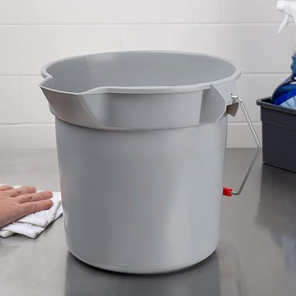 Rubbermaid Commercial Products BRUTE 14 Quart Round Bucket Gray Heavy-Duty Construction for Professional/Janitorial Cleaners