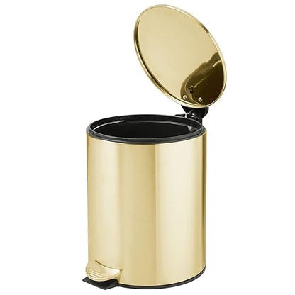 mDesign Metal 1.3 Gallon/5 Liter Round Step Trash Wastebasket, Garbage Container Bin with Lid for Bathroom, Powder Room, Bedroom, Kitchen, Craft Room, Office - Removable Liner Bucket - Soft Brass