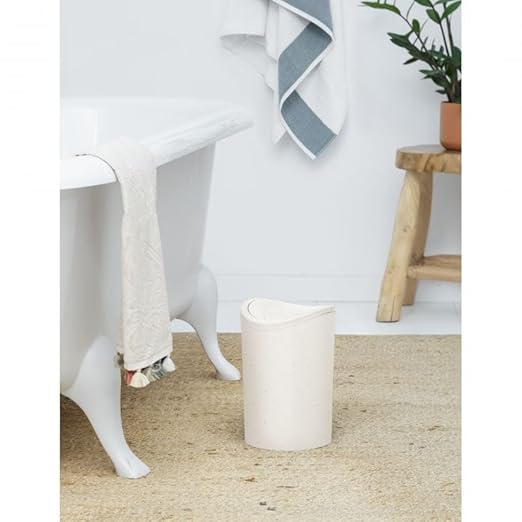 Superio Small Bathroom Trash Can with Lid, Modern Matte Black Mini Waste Bin with Swing Lid (1 1/2 Gallon, 6 Liter) Plastic Garbage Can for Kitchen, Bathroom, Bedroom, Office, Under Desk (1)
