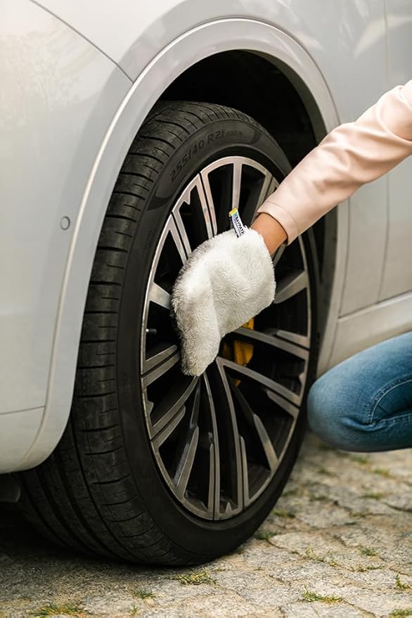 Car Cleaning Set – Comprehensive Car Care Kit with Gloves and Sunbeam XL for Streak-Free Interior and Exterior Cleaning