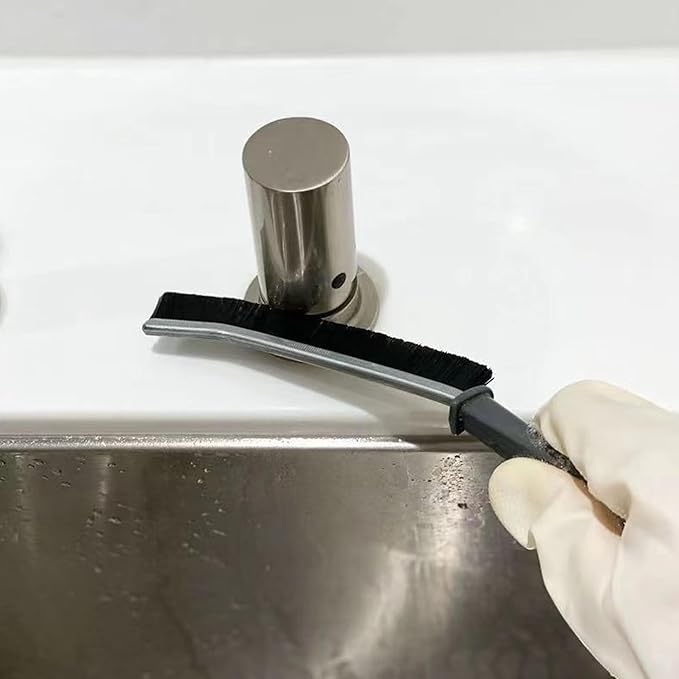 Crevice Brush