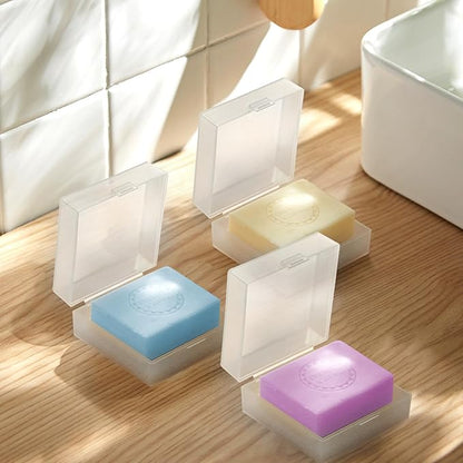1 PCS Travel Soap Case for DR. Squatch Soap, Translucent Square Soap Dish with Draining Pad, Portable Bar Soap Travel Case with Soap Saver Bag for Bathroom Gym Camping Outdoor (Matte Clear)