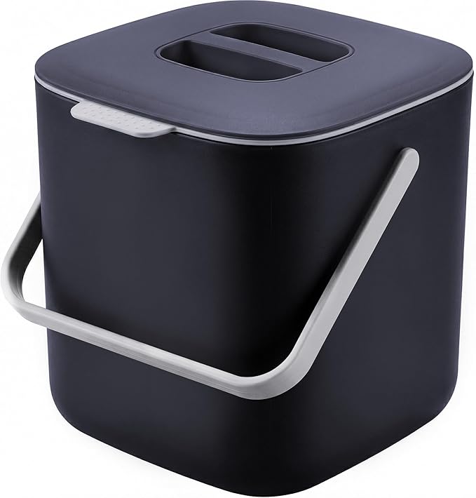 Compost Bin Kitchen, Sealed Countertop Compost Bin，No Filter Required, 0.7Gal Indoor Compost Bin, Compost Bucket with Lid and Handle (Gray)