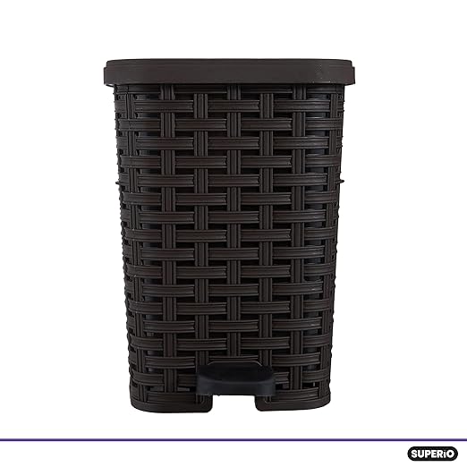 Superio Mini Trash Can with Foot Pedal Small Outdoor Garbage Can with Lid, 1.5 Gallon Plastic Waste Basket for Bathroom, Bedroom, Kitchen, Office, Patio (Wicker Brown 6 QT.), 2 Pack