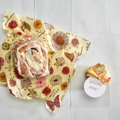 Bee's Wrap Beeswax Wraps for Food - Assorted 5 Pack of Beeswax Wraps - 2 Large & 3 Medium Wrap - Plastic Free Made in USA Reusable Natural Food Wrap - Meadow Magic Print