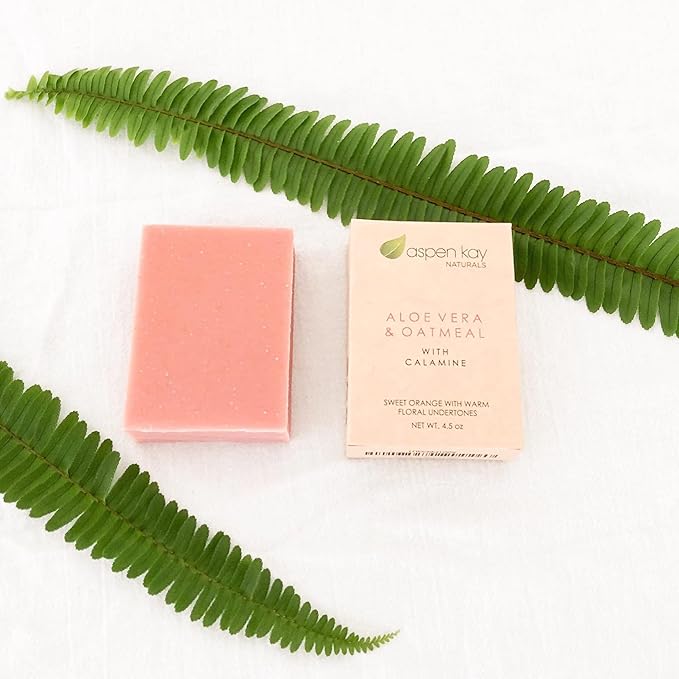 Aloe Vera & Oatmeal Soap Bar with Calamine, Natural & Organic Ingredients - Organic Aloe Vera & Colloidal Oats. Face & Body - for Men, Women & Teens. Gentle Body Wash. 4.5 oz Bar (Pack of 2)