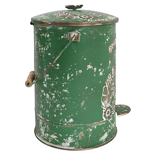 Rustic Farmhouse Decor Trash Can with Lid and Pedal Retro Handmade Distressed Design Pattern Round Garbage Cans Recycling Waste Bin for Home Patio Yard Bathroom Kitchen Garden Living Room Green