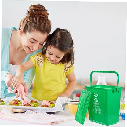 Garneck Bucket with Lid and Sturdy Handle Indoor Kitchen Waste Pail for Food Scraps Practical Plastic Bin for Household Waste Sorting and Easy Carrying