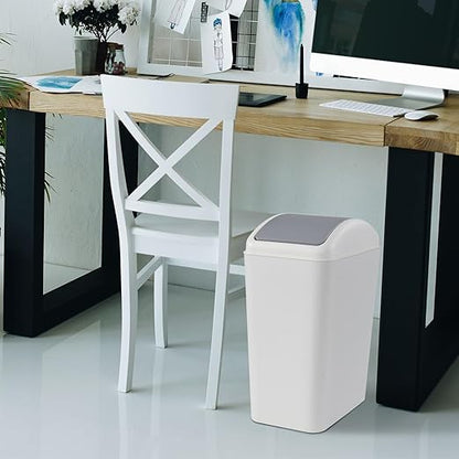 4.5 Gallon Swing Top Trash Can, Plastic Garbage Can with Swing Lid (Gray)