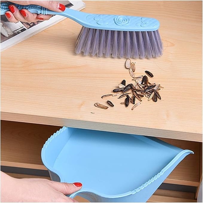 Feather Duster,Cleaning Brush Soft Cleaning Brush Hand Broom Dust Pan and Brush Set Hotel Family Clothes Dust Hair Sofa Bed Sheets Bedspread Carpet Cleaning Scrub Brushes for Cleaning (Color : Blauw)