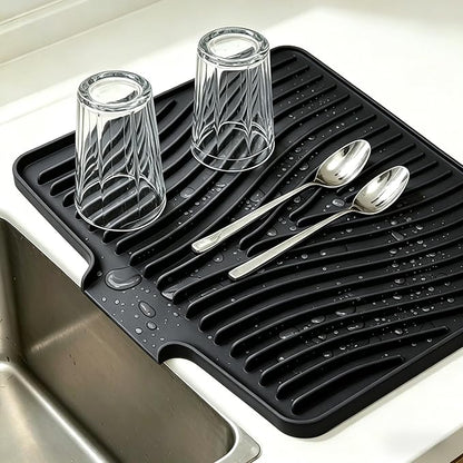Silicone Dish Drying Mat,Dish Drying Pad,kitchen accessories,with Built-In and Non-Slip Drain,easy Clean, fit for kitchen, Bar, RV, Refrigerator and Drawer Liner, 15.7 * 13 in Black 1PCS by EBIGIC