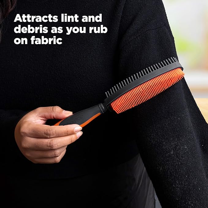 Bounce Lint Brush Duo, Dislodge and Sweep Away Debris, Lint, and Dust, Dual-Sided Rubber Bristles, Reusable and Easy to Clean