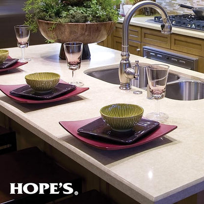 HOPE'S Perfect Countertop Cleaner and Polish - Streak-Free Multi Surface Cleaning Spray - Kitchen Spray for Granite, Quartz, Marble, Stone, Laminate, CORIAN, 22 Fl Oz, Pack of 1 with Microfiber Cloth
