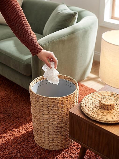 Tidita 3 Gallon Wicker Trash Can with Lid, Water Hyacinth Wicker Waste Basket for Bathroom - Decorative Bathroom Trash Can with Wooden Leg - Rattan Garbage Can with a Lid, Liner - Assembly Required