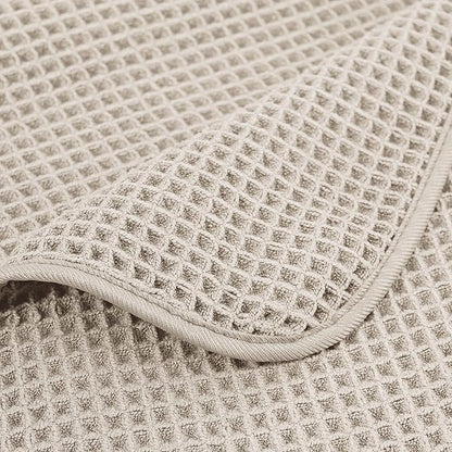 POLYTE 430 GSM Microfiber Oversize Quick Dry Lint Free Bath Towel, 60 x 30 in, 4 Pack (Waffle Weave)