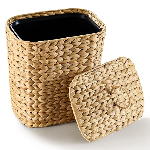 BLUEWEST 2.6 Gallon Wicker Bathroom Trash Can with Lid, Handwoven Rattan Wastebasket with Removable Plastic Inner Bin Decorative Waste Basket for Bedroom, Office, or Kitchen